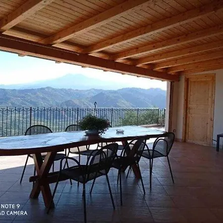 Charming In With Swimming Pool Сasa de vacaciones Gaggi